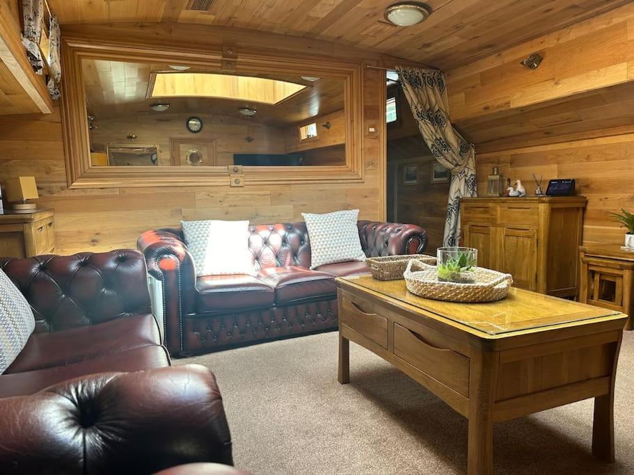 Unique Houseboat Experience I Central City Break York Bagian luar foto