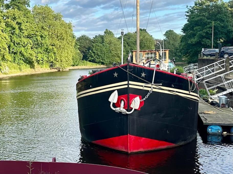 Unique Houseboat Experience I Central City Break York Bagian luar foto